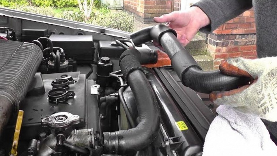 Reemplazo de la manguera del radiador